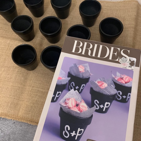 10 Black "Flower Pot" Party Favors - Picture 12 of 12